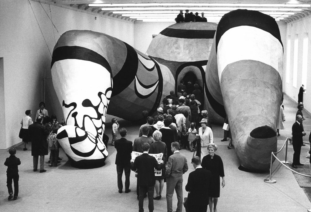 From the exhibition She – A Cathedral, Moderna Museet, 1966 Photo: Hans Hammarskiöld / Moderna Museet © Niki de Saint Phalle, Jean Tinguely, Per Olof Ultvedt / Bildupphovsrätt 2018